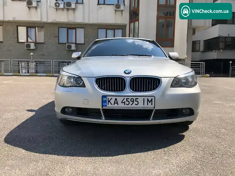 BMW 5 Series 2006, фото з оголошення 2 з 14, VIN WBANR71070CR09092