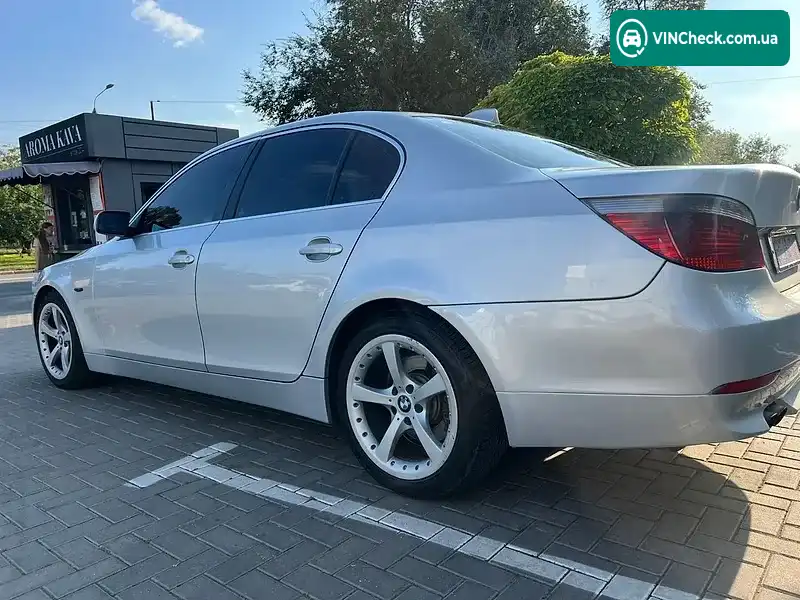 BMW 5 Series 2004, фото з оголошення 1 з 10, VIN WBANC51020B129335