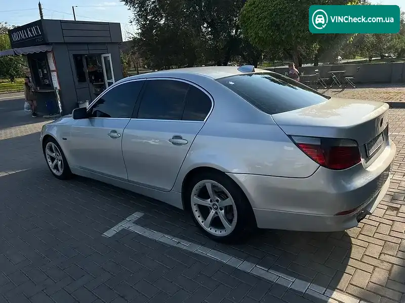 BMW 5 Series 2004, фото з оголошення 2 з 10, VIN WBANC51020B129335