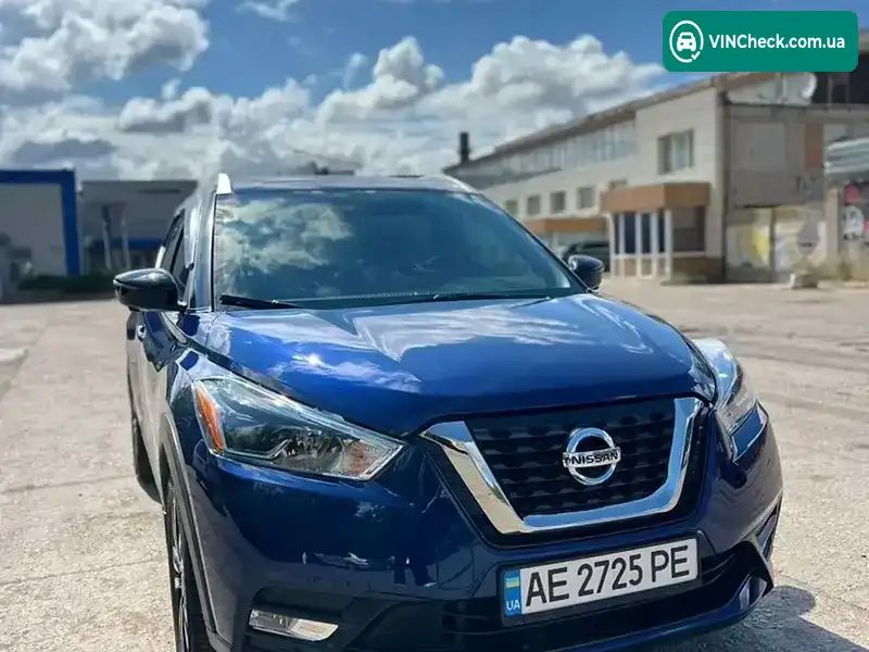 Nissan Kicks 2018, фото з оголошення 2 з 20, VIN 3N1CP5CU4JL507110