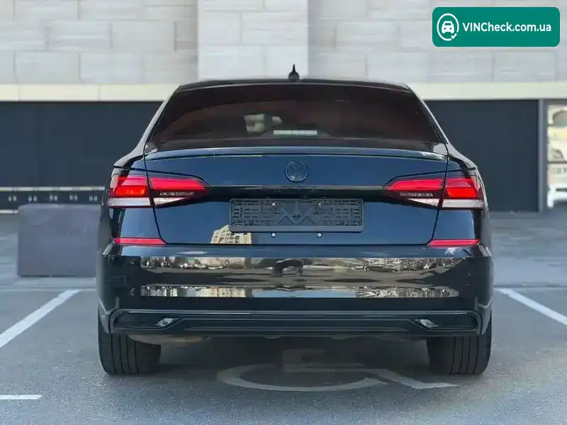 Volkswagen Passat 2020, фото з оголошення 2 з 21, VIN 1VWCA7A39LC003622