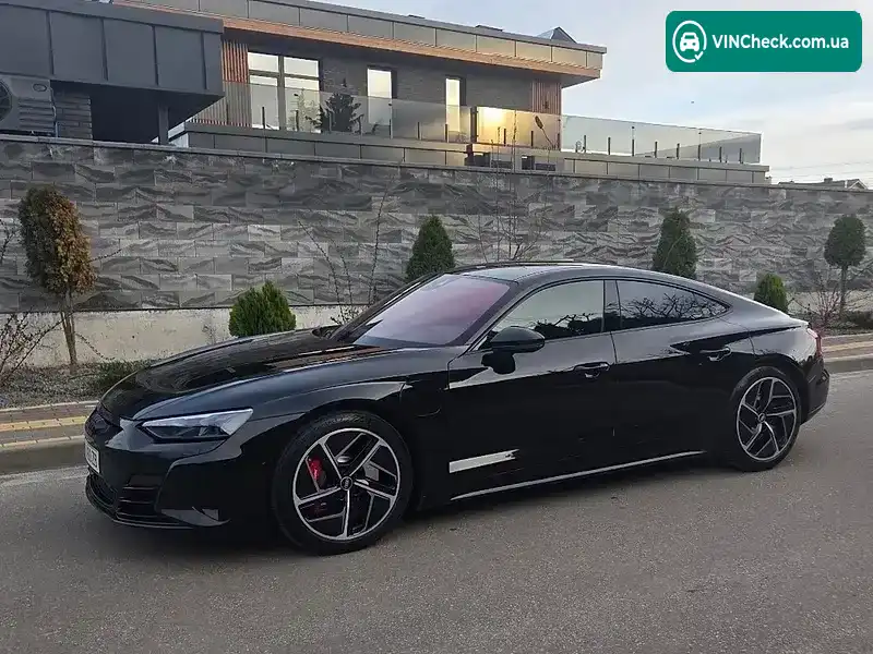 Audi e-tron GT 2021, фото з оголошення 2 з 15, VIN WAUZZZFW1N7004647