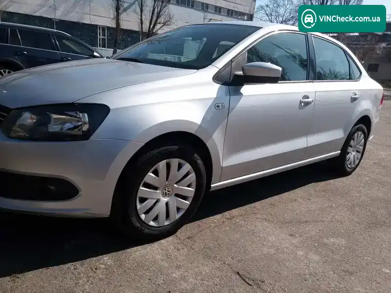 Volkswagen Polo 2013, фото з оголошення 2 з 14, VIN XW8ZZZ61ZDG045740