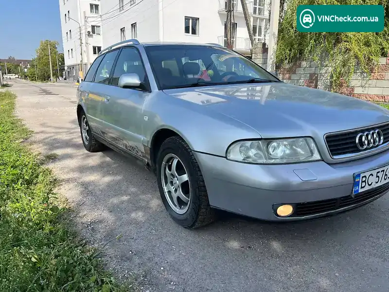 Audi A4 1999, фото з оголошення 2 з 10, VIN WAUZZZ8DZXA325703