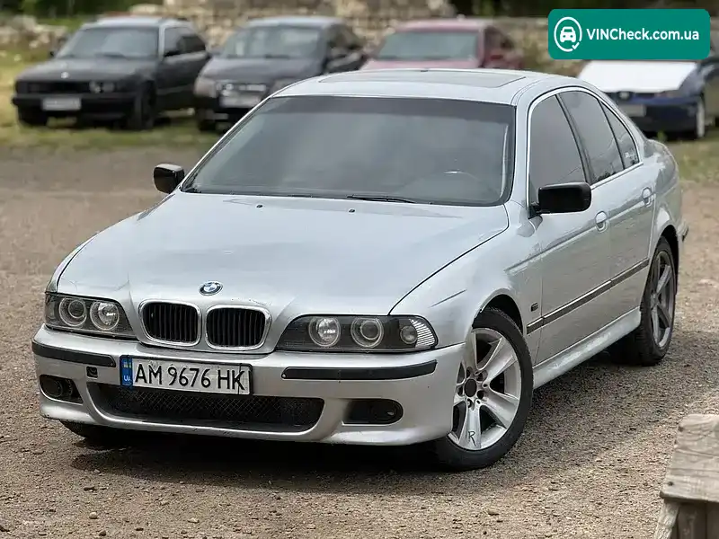 BMW 5 Series 1998, фото з оголошення 1 з 19, VIN WBADD11050BN53478