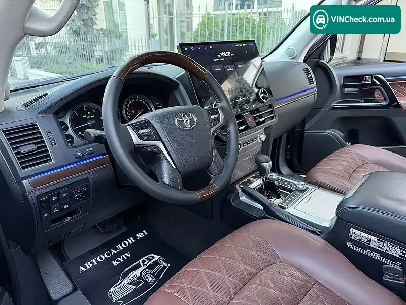 Toyota Land Cruiser 2017, фото з оголошення 2 з 20, VIN JTMCV02J404222568