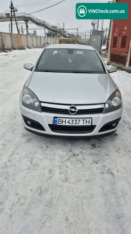 Opel Astra 2004, фото з оголошення 2 з 21, VIN W0L0AHL4845184872