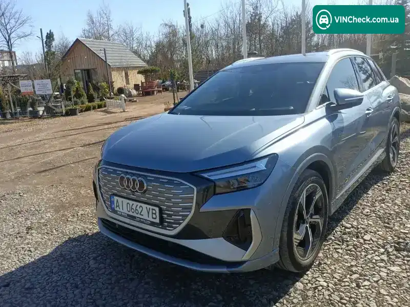 Audi Q4 e-tron 2023, фото з оголошення 1 з 15, VIN LFVVB9G30P5234620