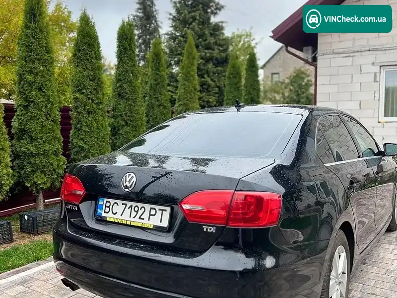 Volkswagen Jetta 2013, фото з оголошення 1 з 11, VIN 3VWLL7AJ3DM275348