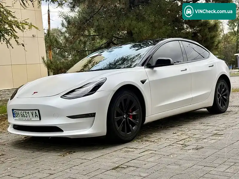 Tesla Model 3 2023, фото з оголошення 2 з 20, VIN 5YJ3E1EC9PF564569