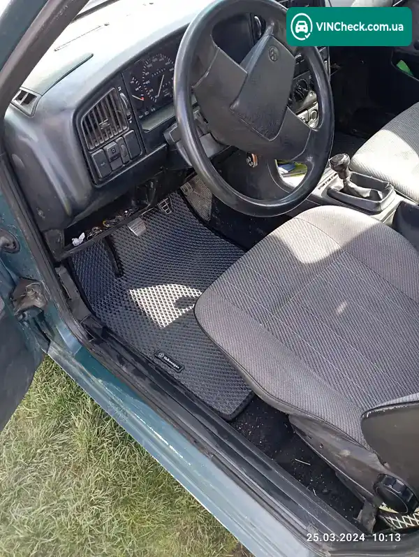 Volkswagen Passat 1988, фото з оголошення 1 з 3, VIN WVWZZZ31ZKE099279