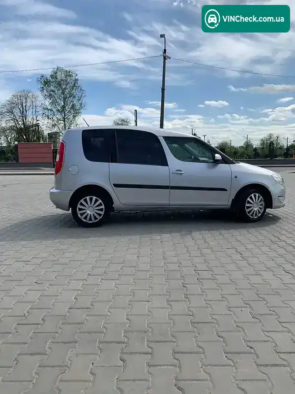 Skoda Roomster 2012, фото з оголошення 2 з 14, VIN TMBNL25J8D7009472