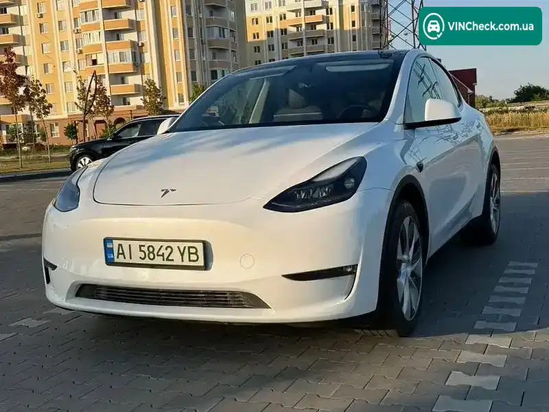 Tesla Model Y 2023, фото з оголошення 1 з 12, VIN 7SAYGDEE0PF802072