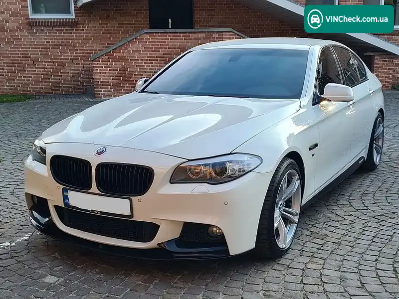 BMW 5 Series 2011, фото з оголошення 2 з 20, VIN WBAFR11070C858940