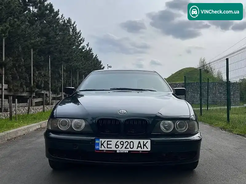 BMW 5 Series 1999, фото з оголошення 1 з 9, VIN WBADM11000GP08571