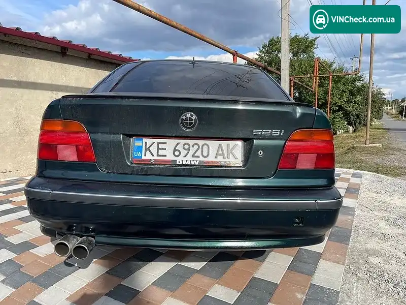 BMW 5 Series 1999, фото з оголошення 2 з 9, VIN WBADM11000GP08571