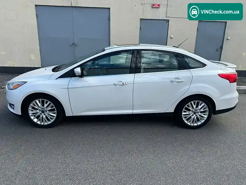 Ford Focus 2018, фото з оголошення 2 з 16, VIN 1FADP3J29JL289156