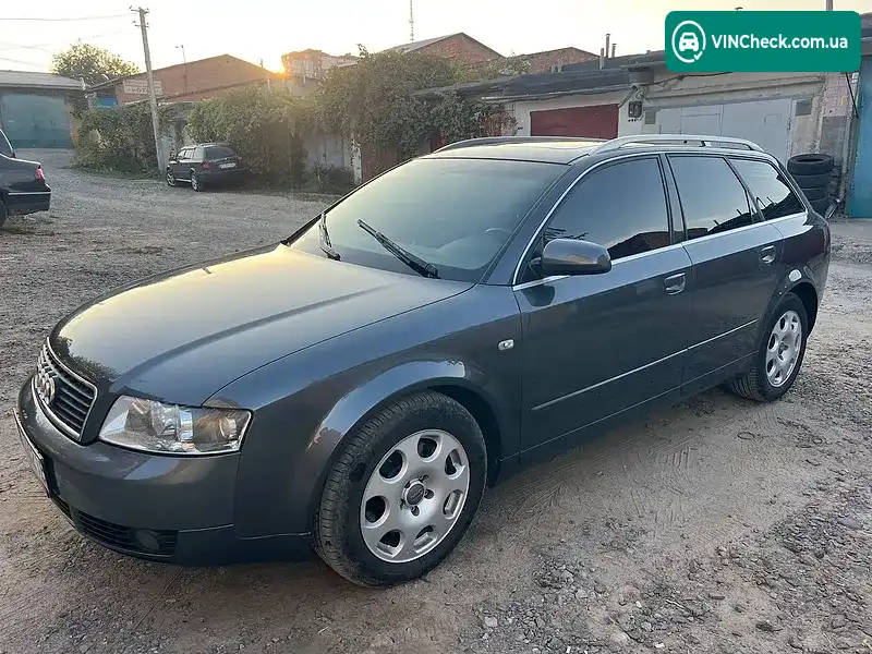 Audi A4 2003, фото з оголошення 2 з 20, VIN WAUZZZ8E84A070179