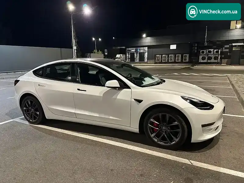 Tesla Model 3 2023, фото з оголошення 2 з 20, VIN 5YJ3E1EC1PF603879
