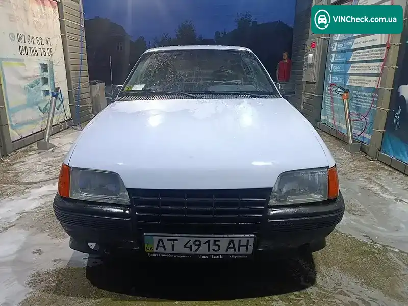 Opel Kadett 1986, фото з оголошення 2 з 8, VIN W0L000033G5067924