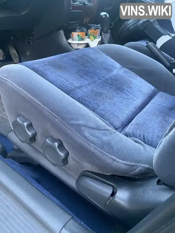 Mazda 626 1998, фото з оголошення 2 з 21, VIN JMZGC142201748405