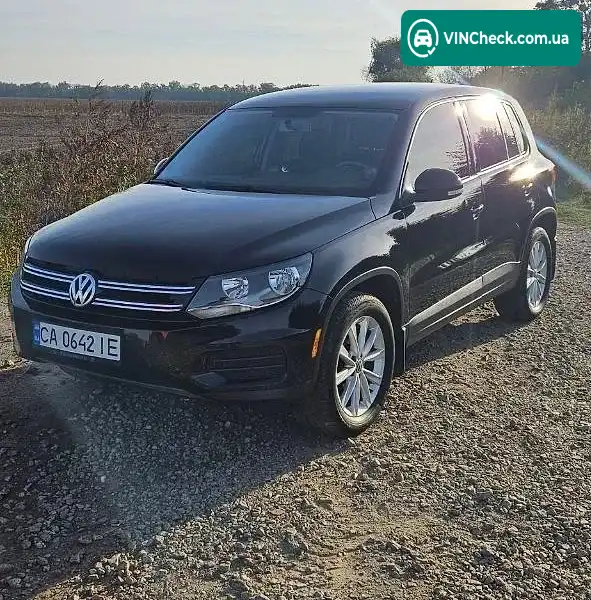 Volkswagen Tiguan 2017, фото з оголошення 1 з 18, VIN WVGAV7AX6HK045384