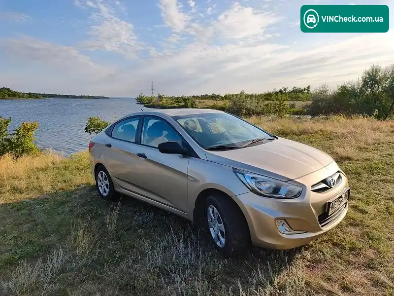 Hyundai Accent 2013, фото з оголошення 1 з 20, VIN Z94CT41CADR230866