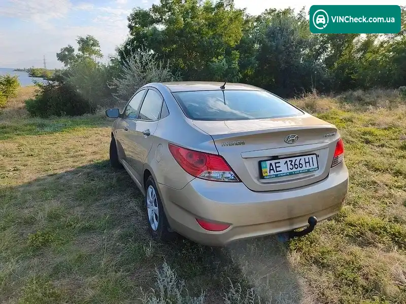 Hyundai Accent 2013, фото з оголошення 2 з 20, VIN Z94CT41CADR230866