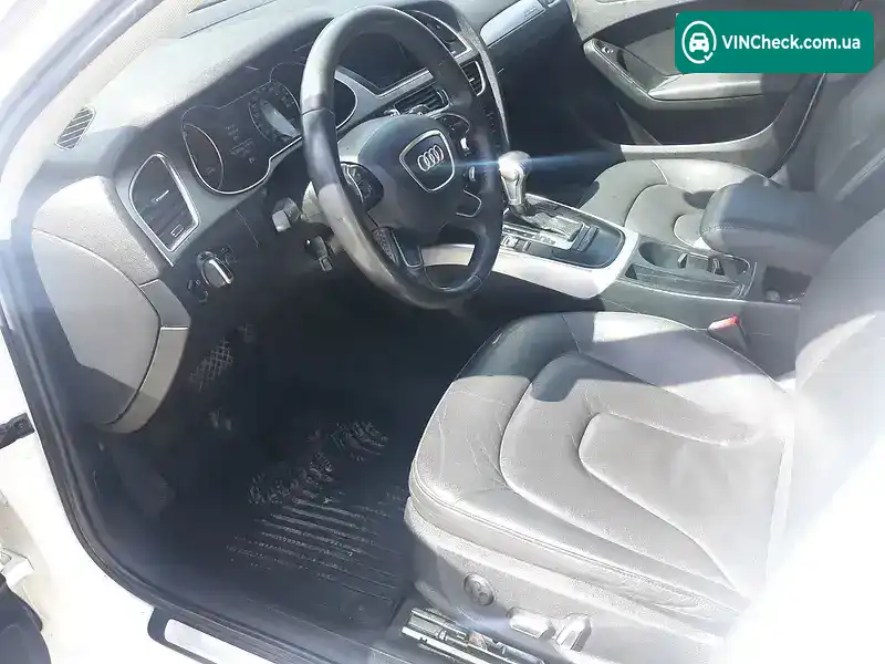 Audi A4 2013, фото з оголошення 1 з 17, VIN WAUBFAFL5DN044368