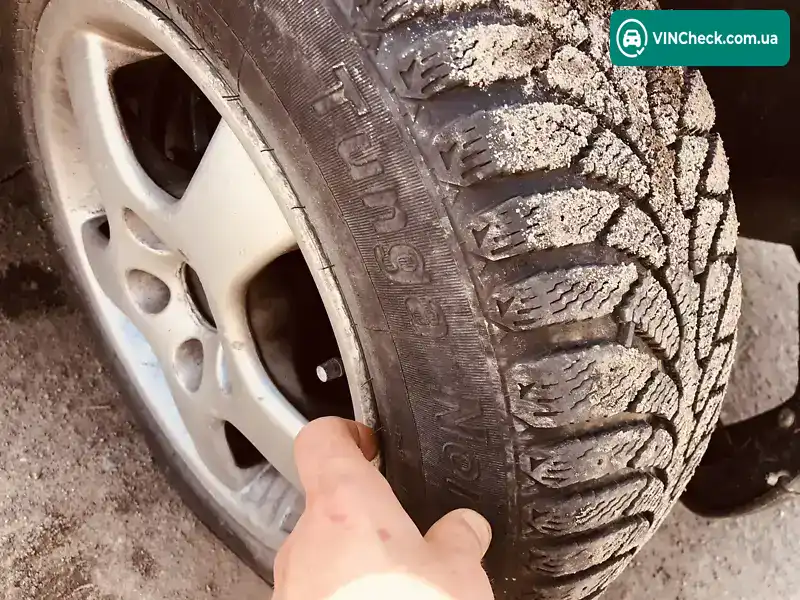 Audi A4 1996, фото з оголошення 1 з 9, VIN WAUZZZ8DZTA015924