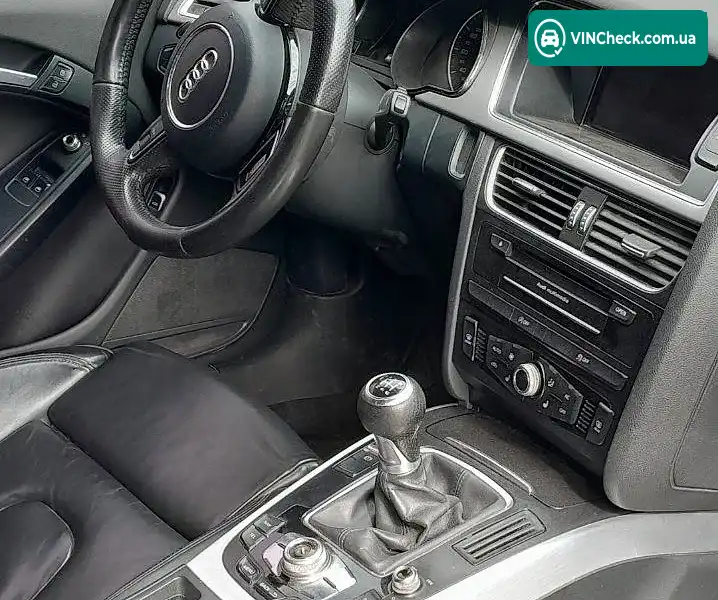Audi A5 2012, фото з оголошення 2 з 6, VIN WAUZZZ8T1CA025873