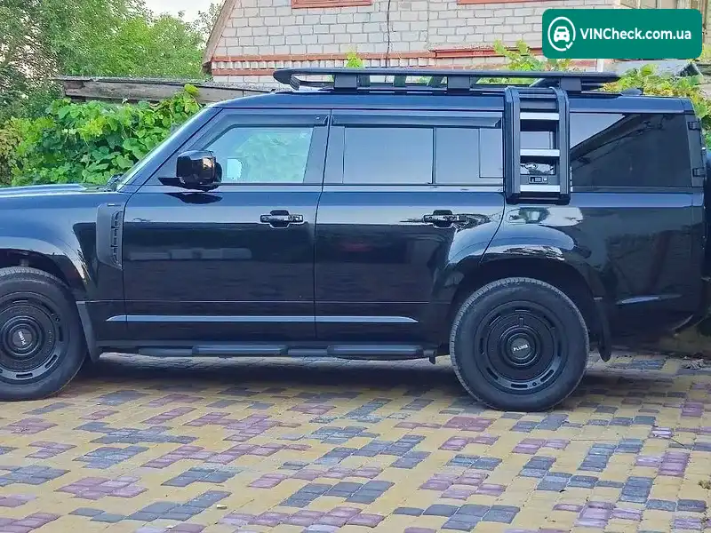 Land Rover Defender 2023, фото з оголошення 1 з 6, VIN SALEA8BW7R2270503