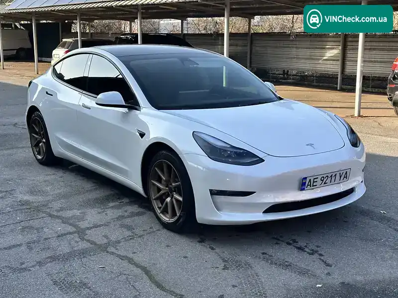 Tesla Model 3 2023, фото з оголошення 1 з 13, VIN 5YJ3E1EA6PF550594