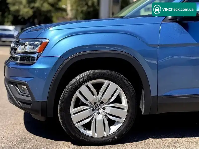 Volkswagen Atlas 2018, фото з оголошення 2 з 20, VIN 1V2UR2CA0KC513790