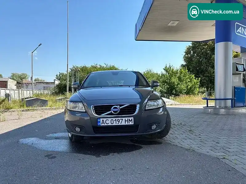 Volvo V50 2011, фото з оголошення 1 з 11, VIN YV1MW84F1C2664388