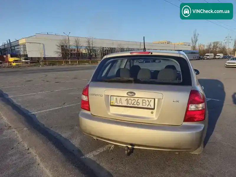 Kia Cerato 2006, фото з оголошення 2 з 10, VIN Y6LFE24226L001899