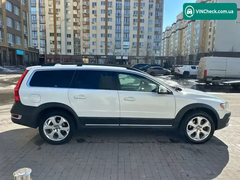 Volvo XC70 2011, фото з оголошення 2 з 20, VIN YV1BZ8056B1105953