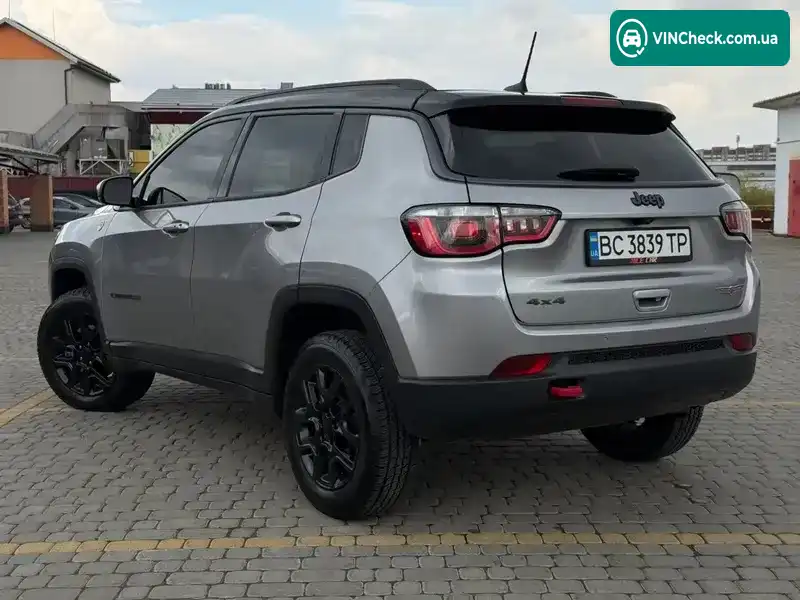 Jeep Compass 2019, фото з оголошення 2 з 21, VIN 3C4NJDDB8KT706953