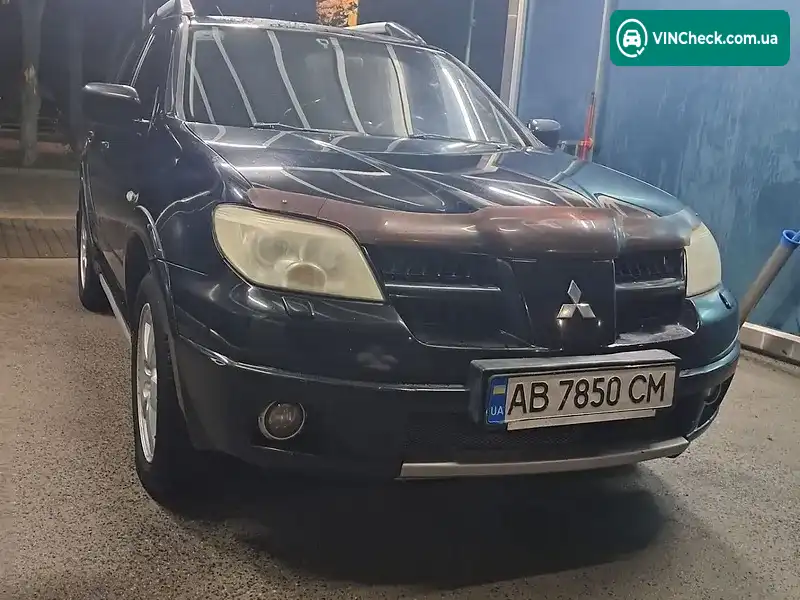 Mitsubishi Outlander 2005, фото з оголошення 2 з 20, VIN JMBXRCU5W6U000938