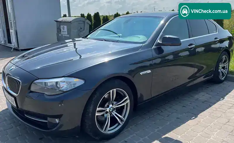 BMW 5 Series 2011, фото з оголошення 2 з 13, VIN WBAFW11090C659090