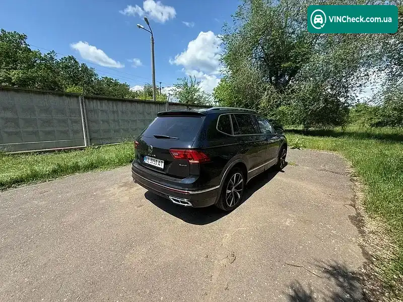 Volkswagen Tiguan 2023, фото з оголошення 1 з 21, VIN 3VV4B7AXXPM089410