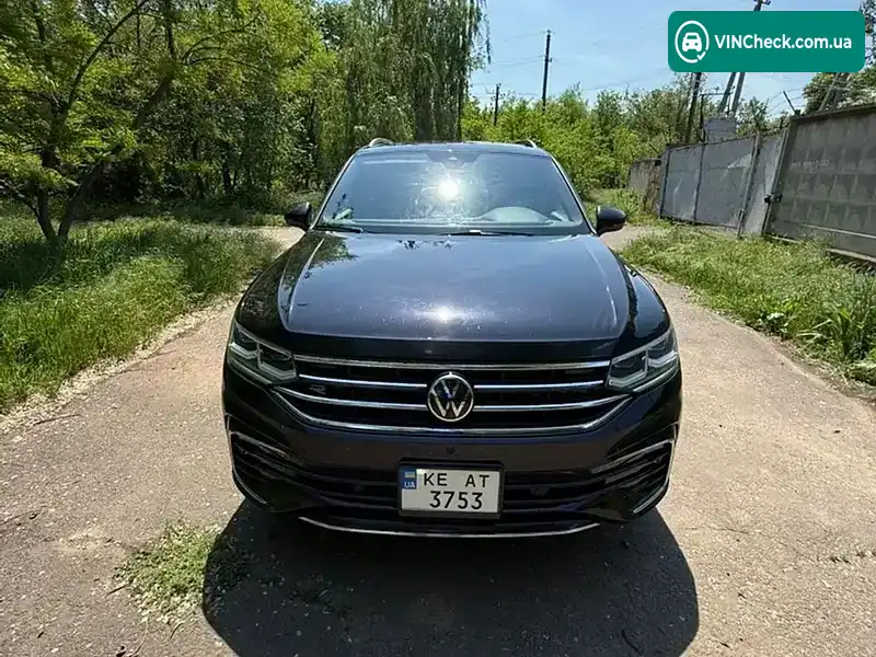 Volkswagen Tiguan 2023, фото з оголошення 2 з 21, VIN 3VV4B7AXXPM089410