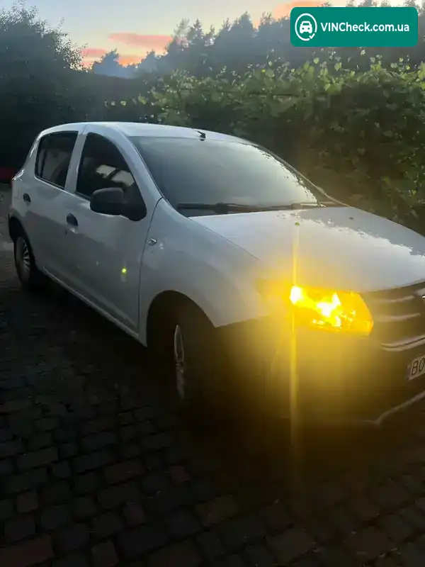Dacia Sandero 2013, фото з оголошення 1 з 21, VIN UU15SDAG548873107