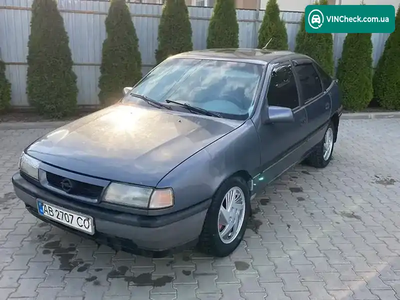 Opel Vectra 1995, фото з оголошення 1 з 11, VIN W0L000089S5131019