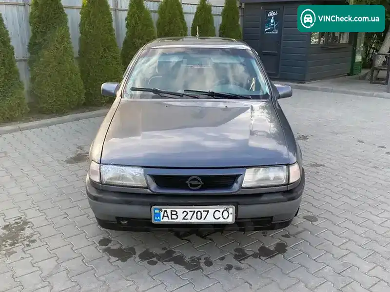 Opel Vectra 1995, фото з оголошення 2 з 11, VIN W0L000089S5131019