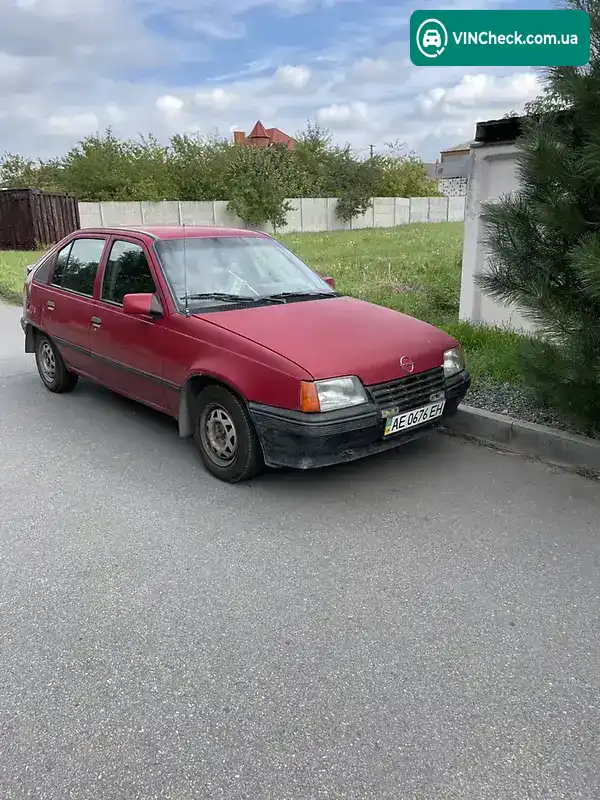 Opel Kadett 1988, фото з оголошення 1 з 14, VIN W0L000034J2647779