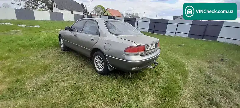 Mazda 626 1992, фото з оголошення 2 з 11, VIN JMZGE12J201137802