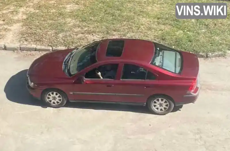 Volvo S60 2001, фото з оголошення 1 з 9, VIN YV1RS61N812003064