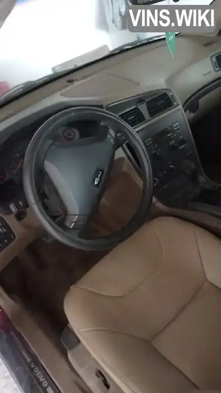 Volvo S60 2001, фото з оголошення 2 з 9, VIN YV1RS61N812003064