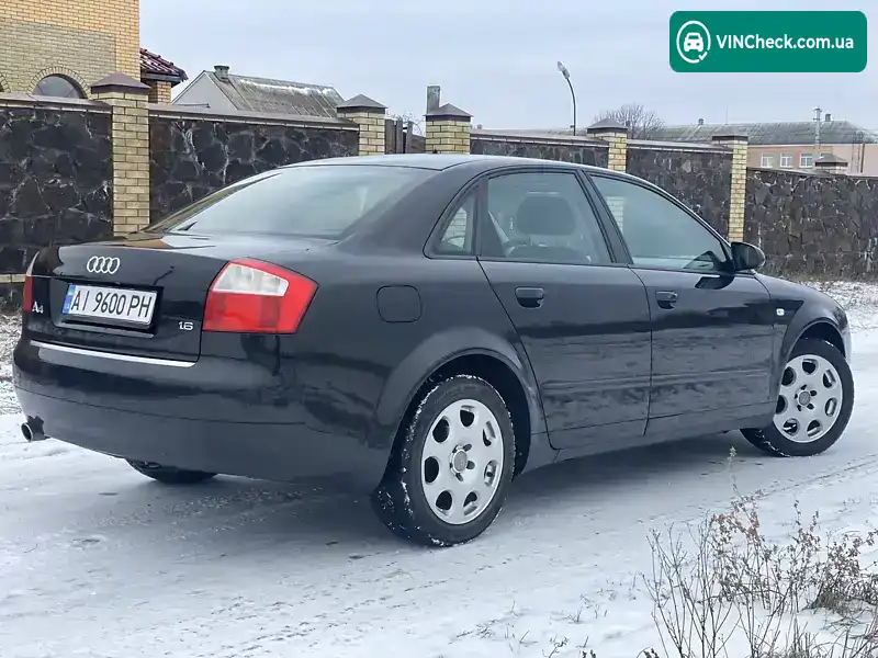 Audi A4 2004, фото з оголошення 2 з 20, VIN WAUZZZ8E05A107517